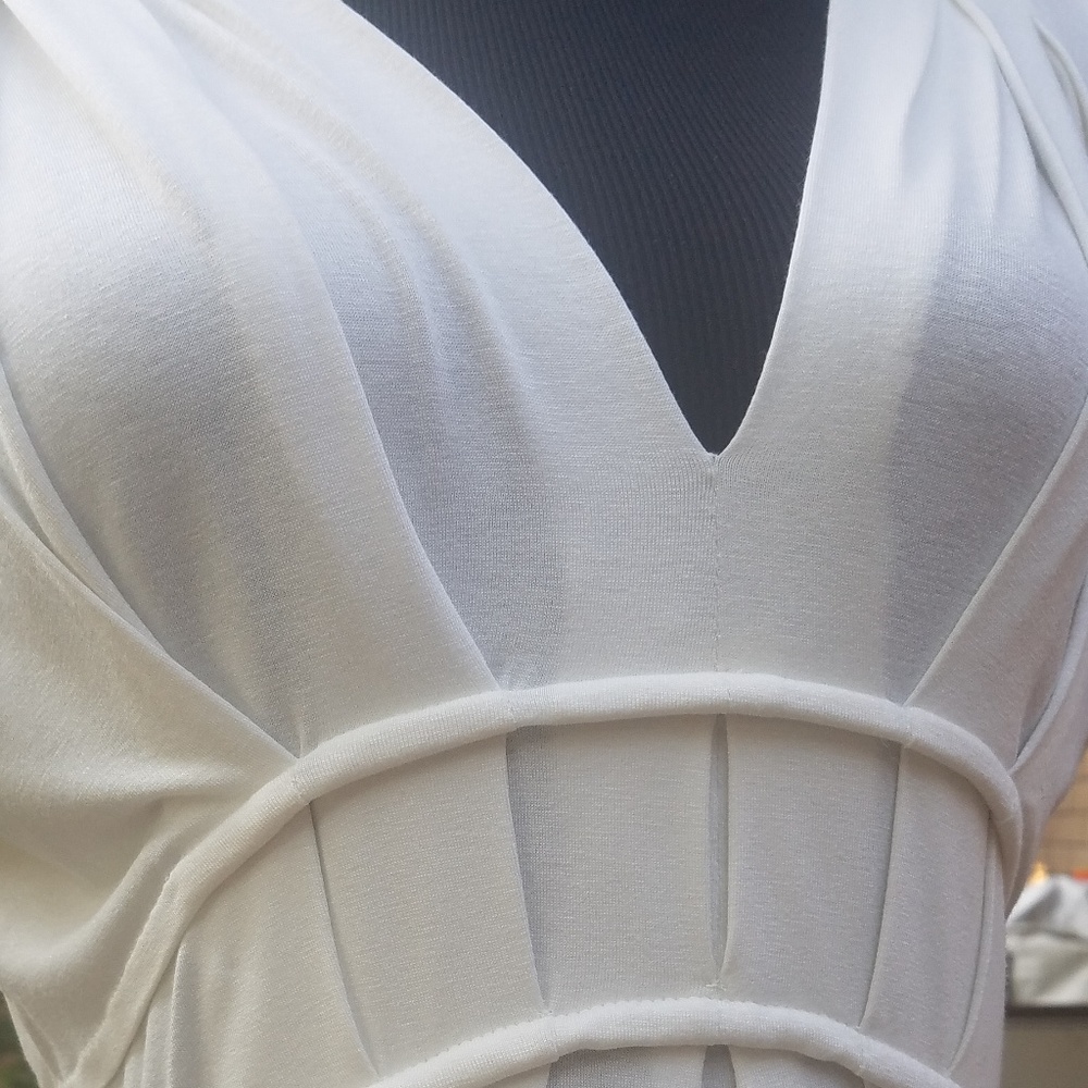 Gorgeous off-white top